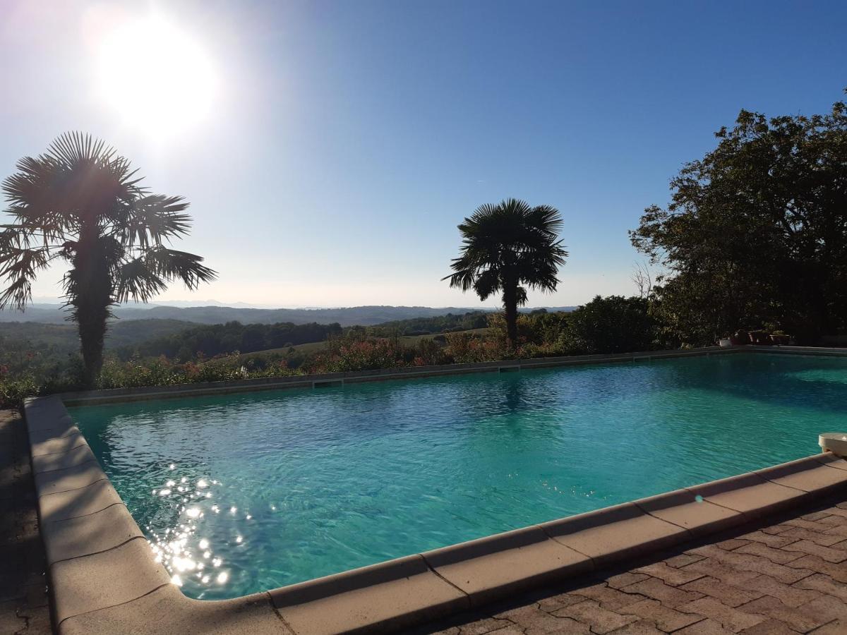 Bnb Ferme Beauregard Les Pyrenees Artigat Bagian luar foto