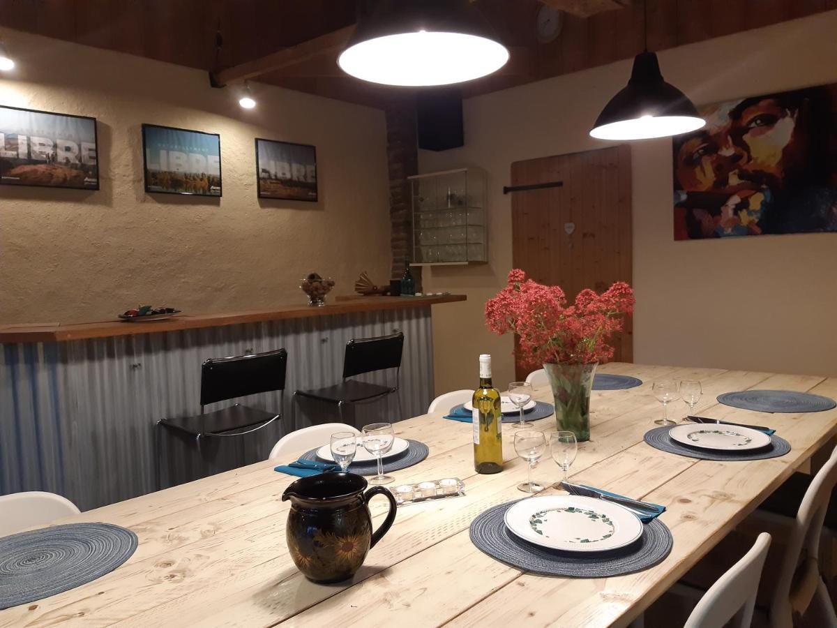 Bnb Ferme Beauregard Les Pyrenees Artigat Bagian luar foto
